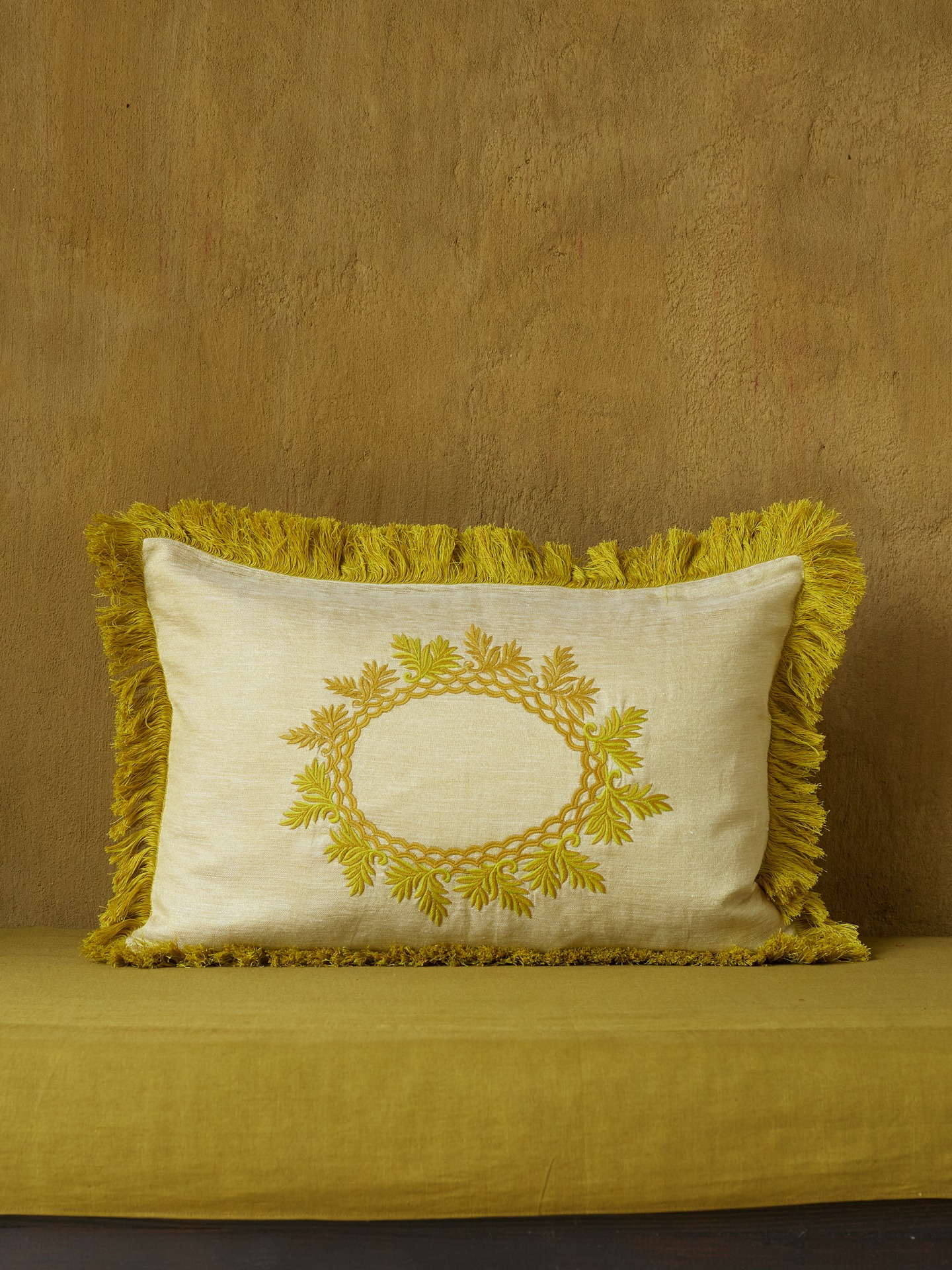 Bold hand embroidery | Jupe by Jackie